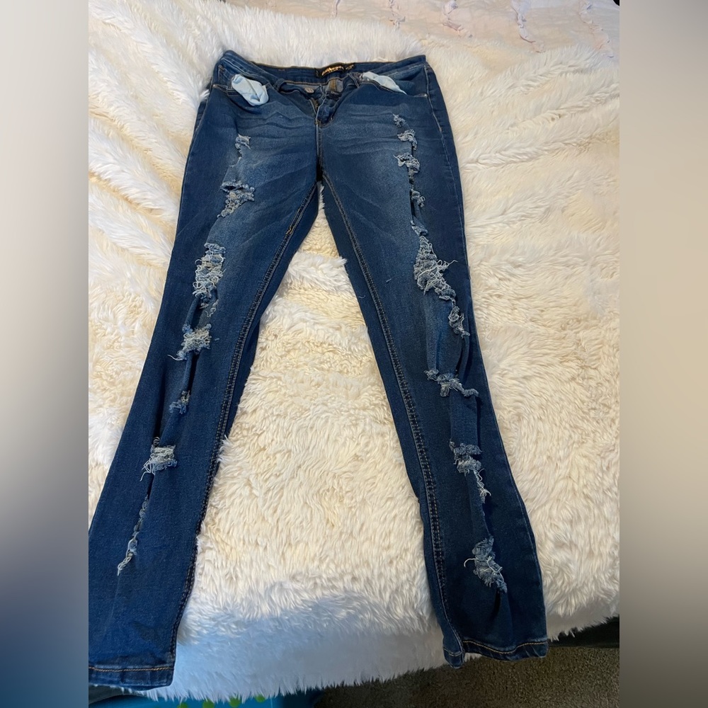 Distressed front and back skinny jeans